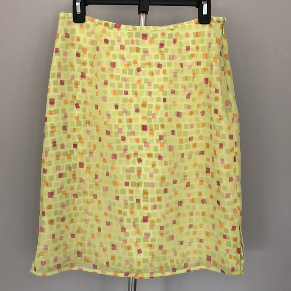 Apostrophe Petite Size 8P Skirt Green with Squares of Orange, Pinks and Green - Picture 2 of 8